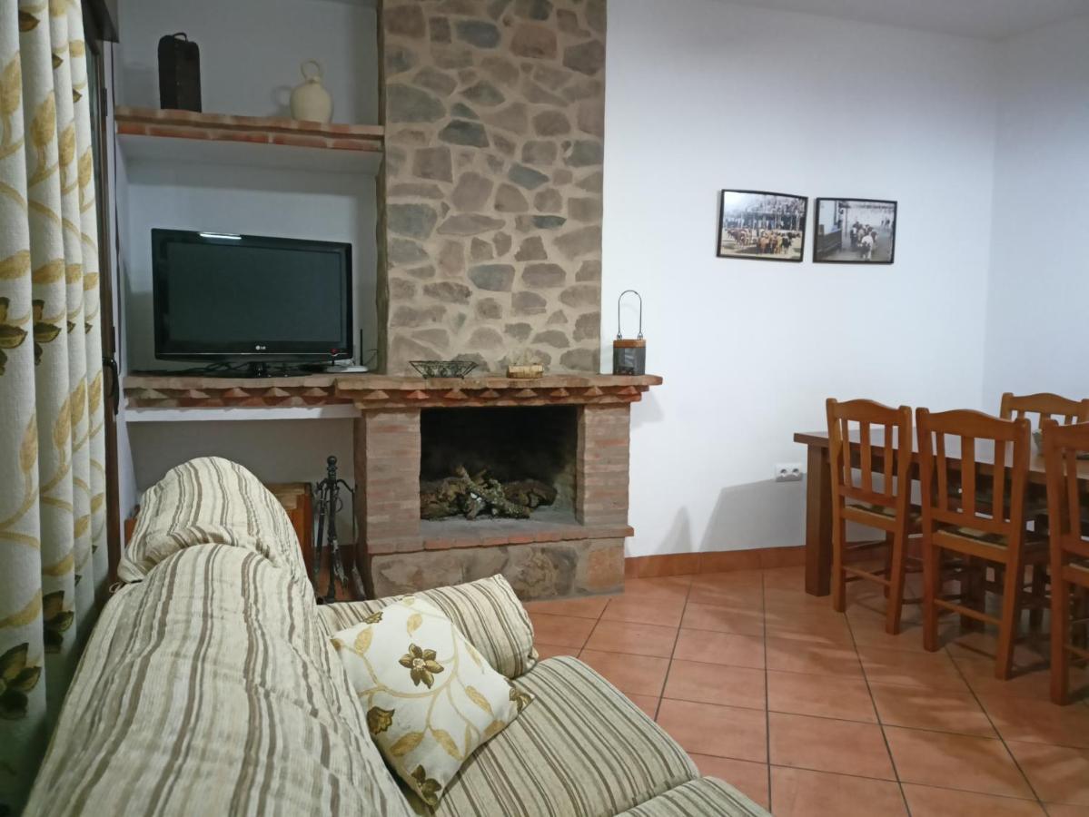 Casa Rural La Fuente Segura de Leon Ngoại thất bức ảnh