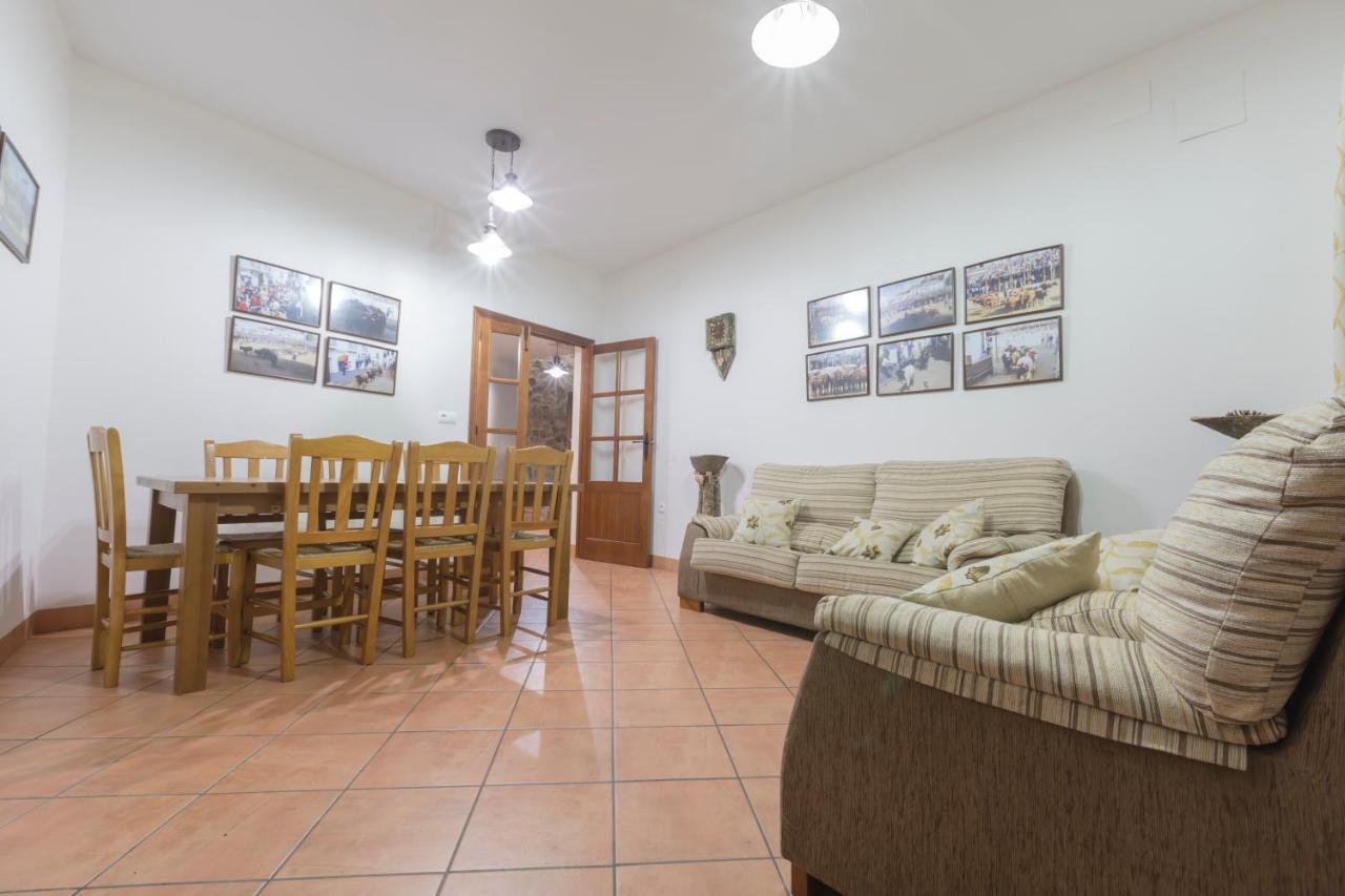 Casa Rural La Fuente Segura de Leon Ngoại thất bức ảnh