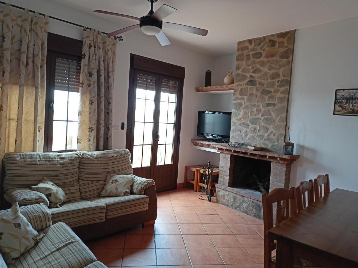 Casa Rural La Fuente Segura de Leon Ngoại thất bức ảnh