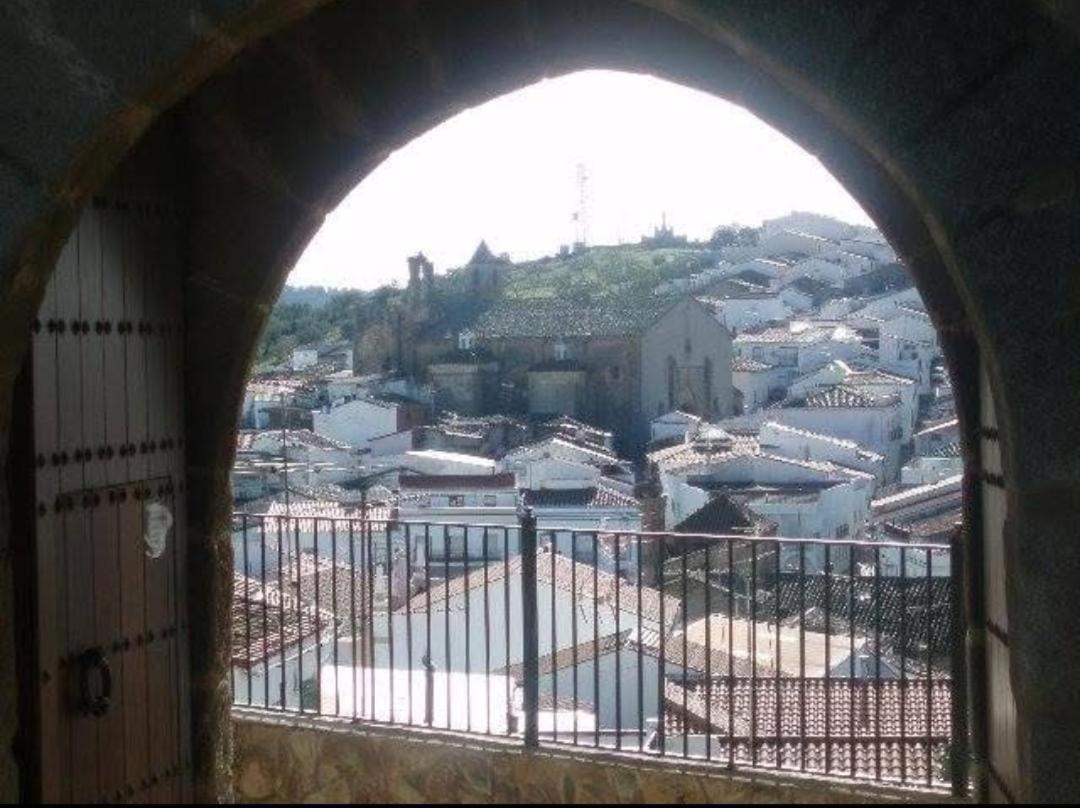 Casa Rural La Fuente Segura de Leon Ngoại thất bức ảnh