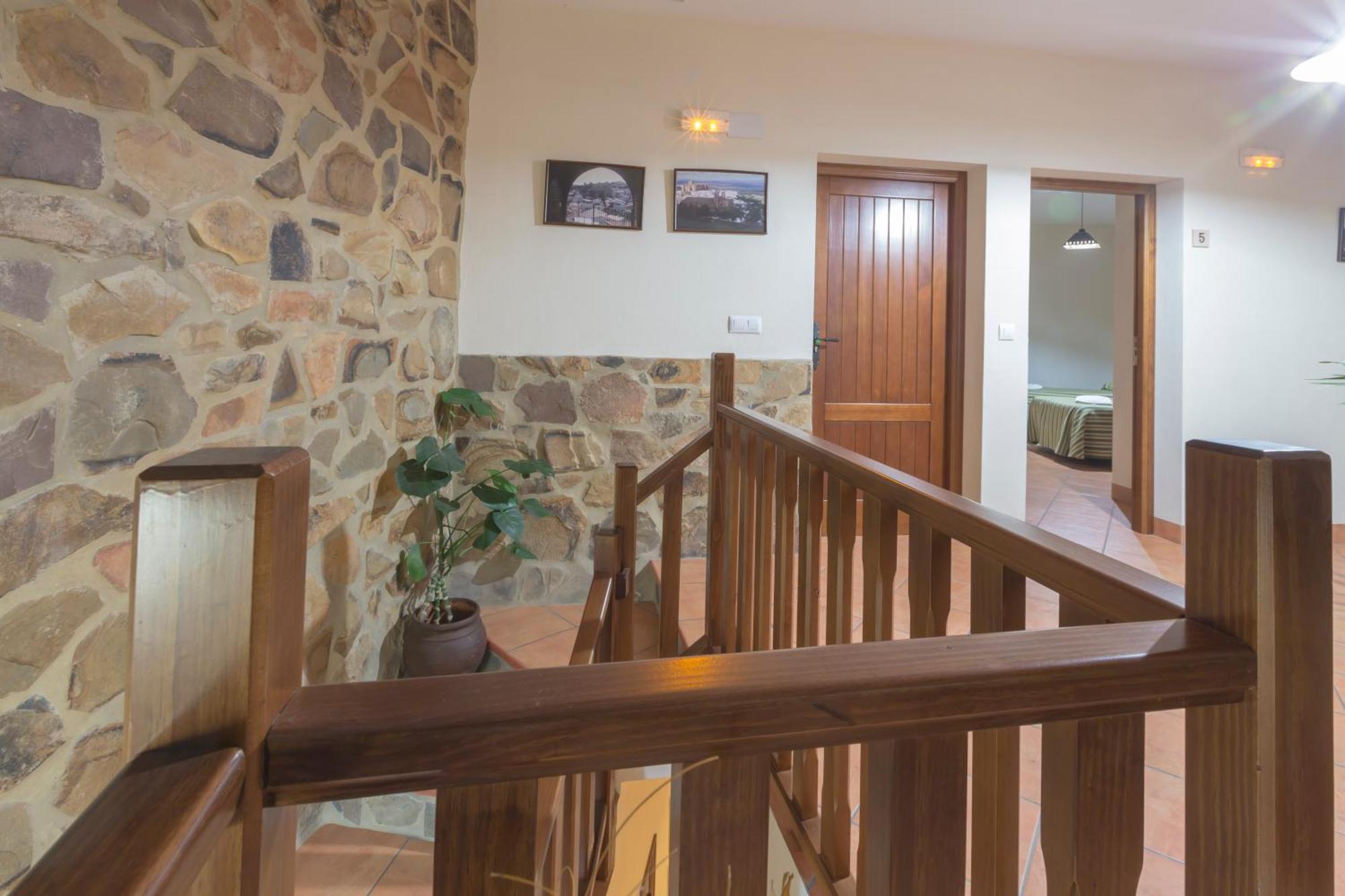 Casa Rural La Fuente Segura de Leon Ngoại thất bức ảnh